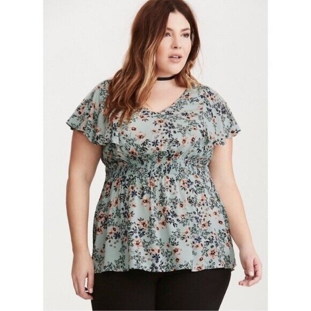 Torrid Floral Print Flutter Sleeve Smocked Top Mint & Pink Size 1 (1X) Blouse